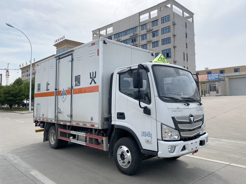 雜項危險物品廂式運輸車，運輸車，運輸車廠家，楚勝集團